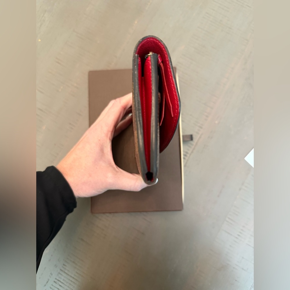 Louis Vuitton Emilie Wallet – Damier Ebene with Red Interior - Picture 9 of 11